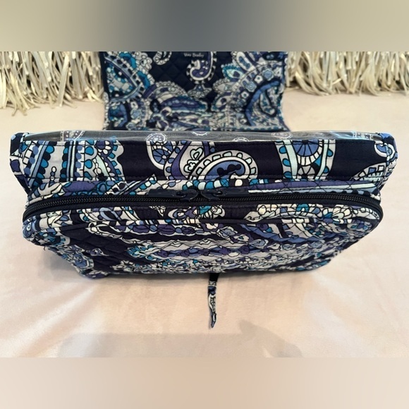 VERA BRADLEY Deep Night Paisley Iconic Grand Hanging Organizer Travel Cosmetic - Picture 12 of 15